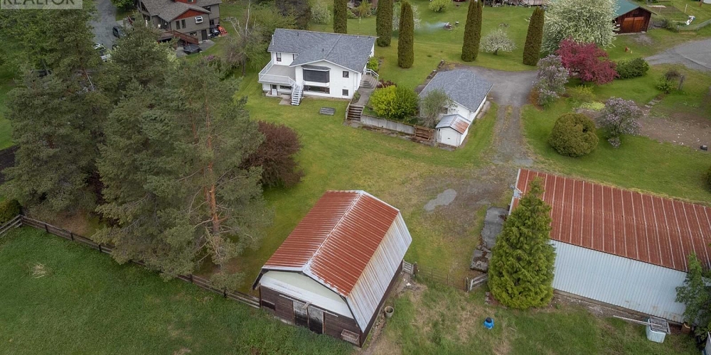 4670 LOWRIE AVENUE Terrace Photo 5