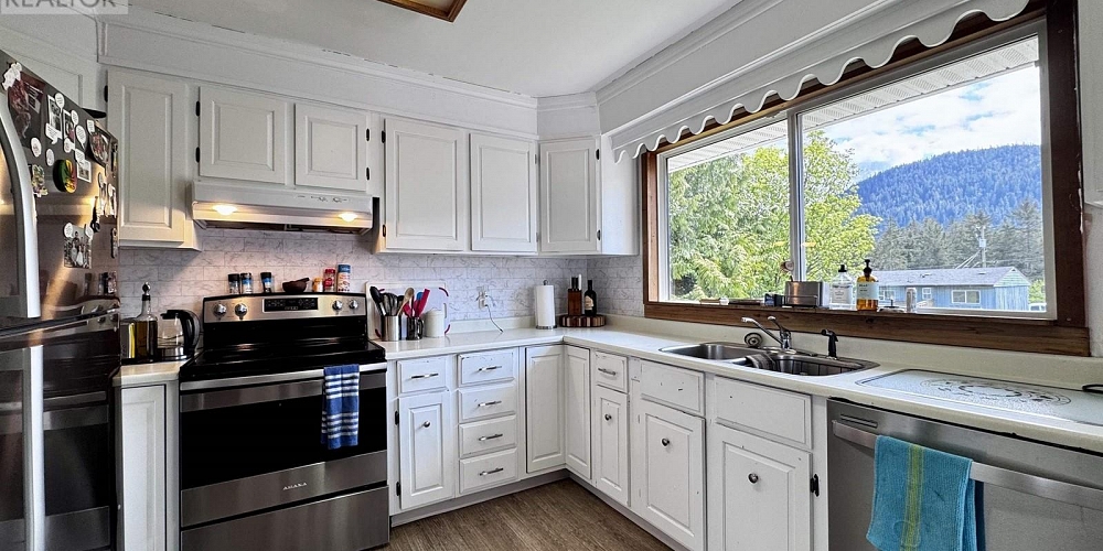 1519 ATLIN AVENUE Prince Rupert Photo 13