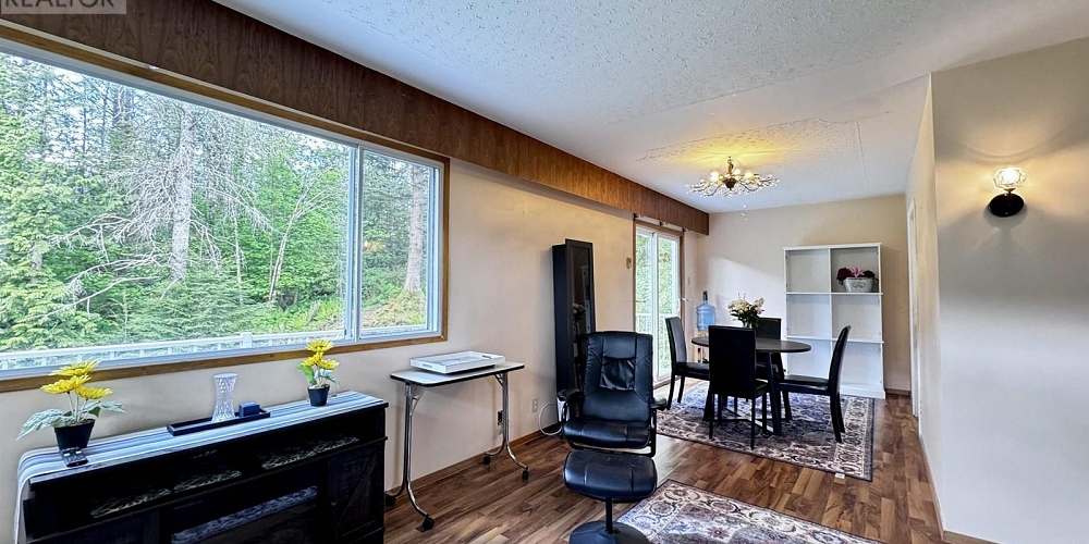 736-738 TAYLOR STREET Prince Rupert Photo 9