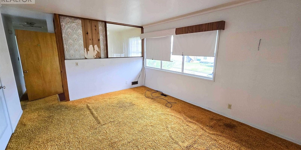 99 MALLARD STREET Kitimat Photo 2
