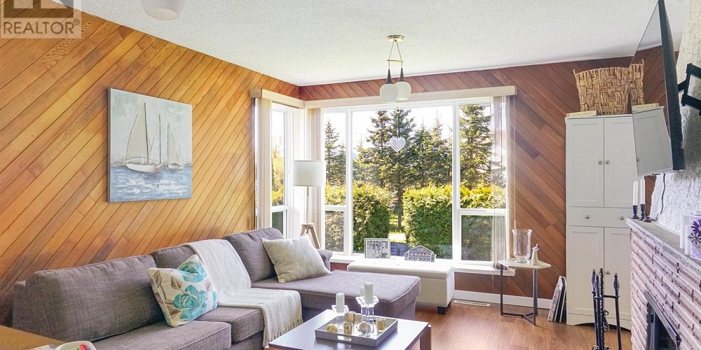 39 WOHLER STREET Kitimat Photo 3