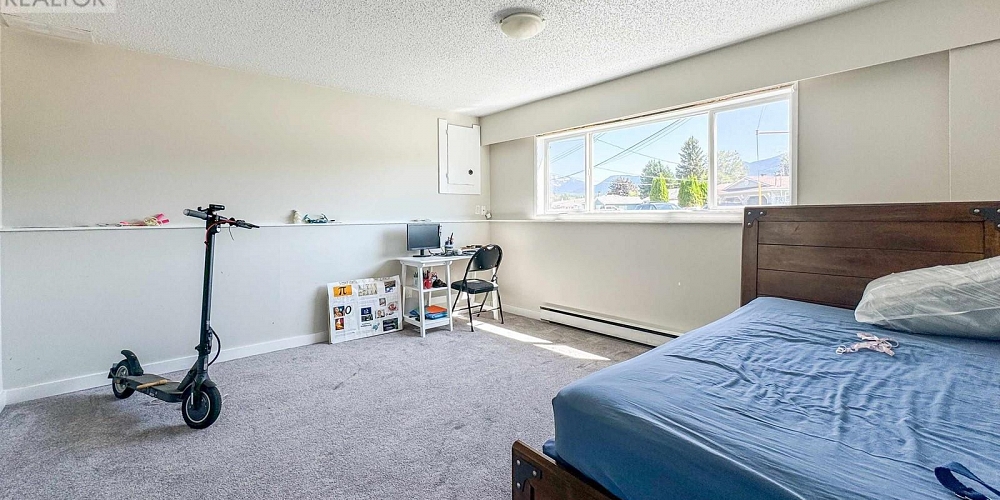 45 YUKON STREET Kitimat Photo 13