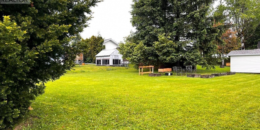19 CARSWELL STREET Kitimat Photo 15