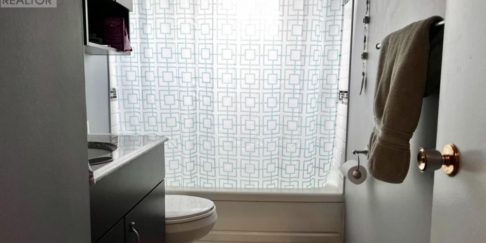 19 CARSWELL STREET Kitimat Photo 7