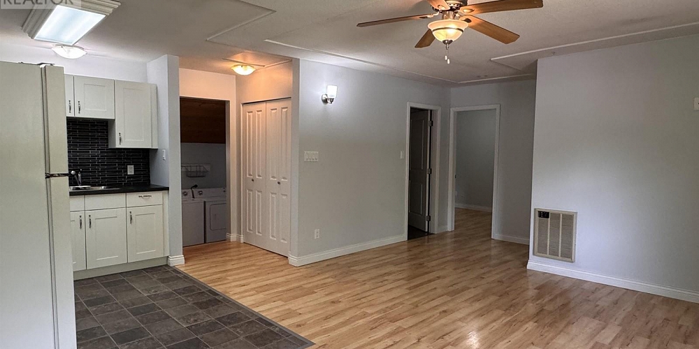 3703 MULLER AVENUE Terrace Photo 4