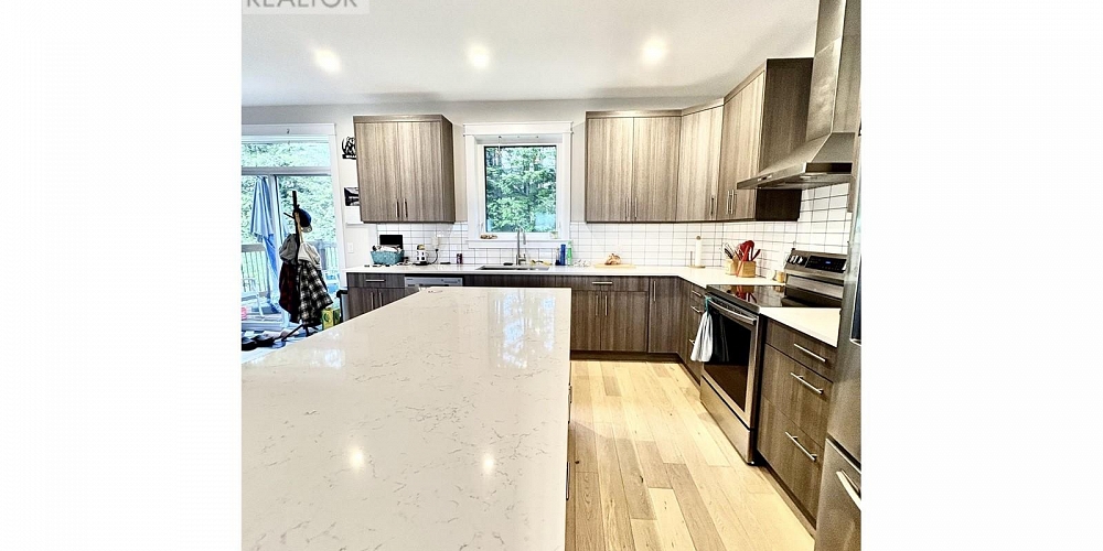 49 WOZNEY STREET Kitimat Photo 2