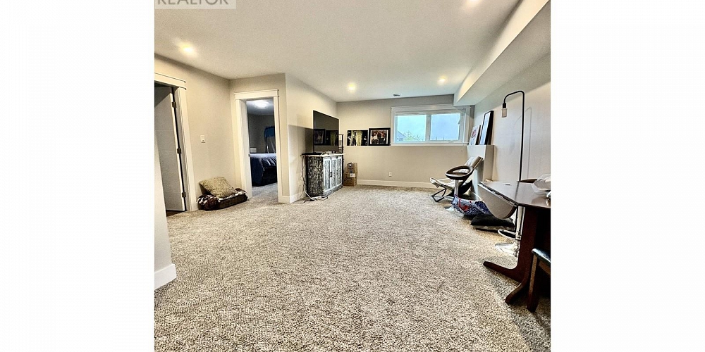 49 WOZNEY STREET Kitimat Photo 24