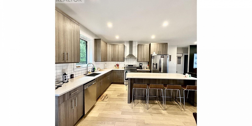 49 WOZNEY STREET Kitimat Photo 4