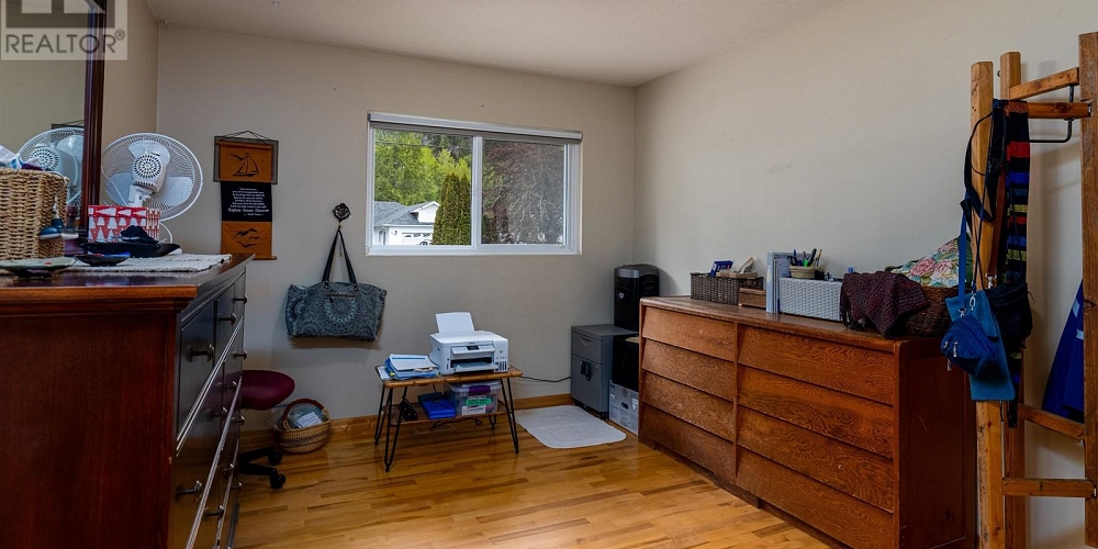4407 BIRCH AVENUE Terrace Photo 16