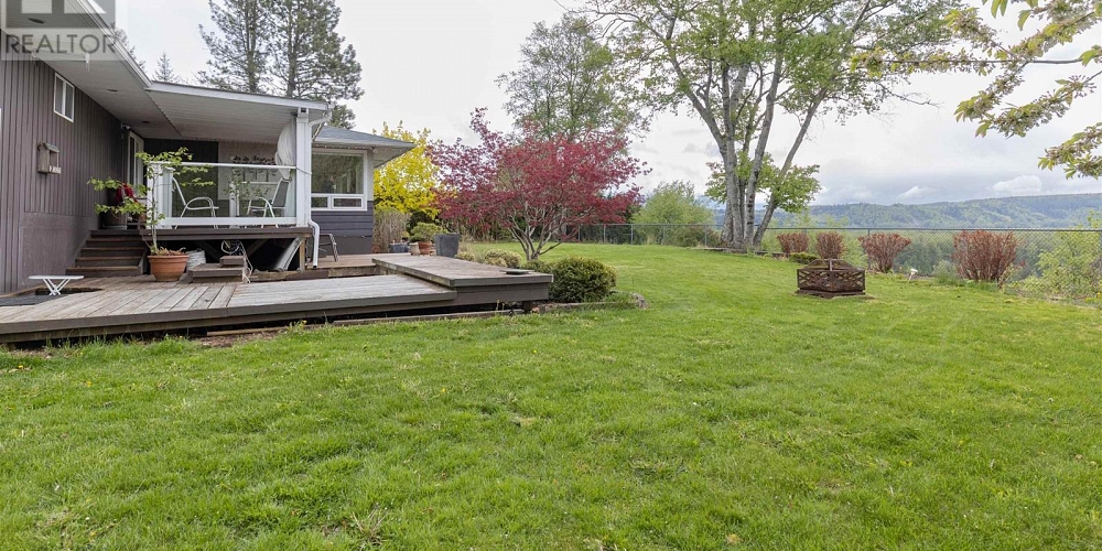 4407 BIRCH AVENUE Terrace Photo 29