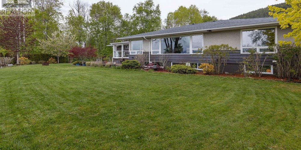 4407 BIRCH AVENUE Terrace Photo 34