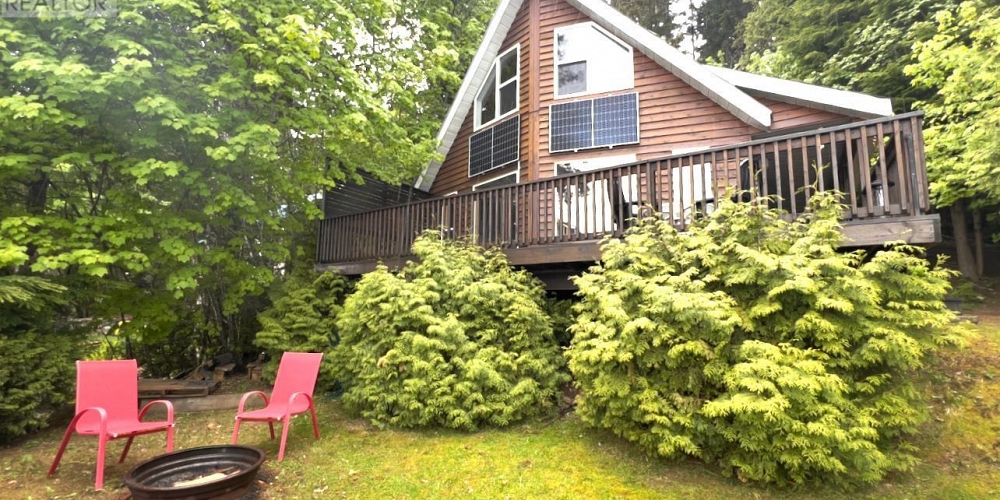 2862 SQUIRREL POINT ROAD Terrace Photo 14