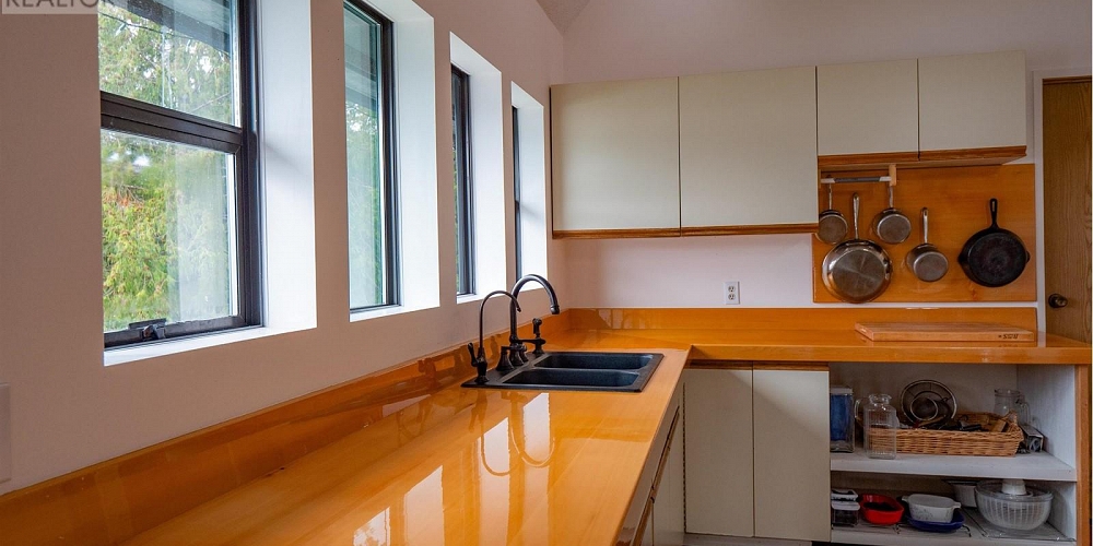 LOT 1 ROBERTSON ISLAND Daajing Giids City Photo 18