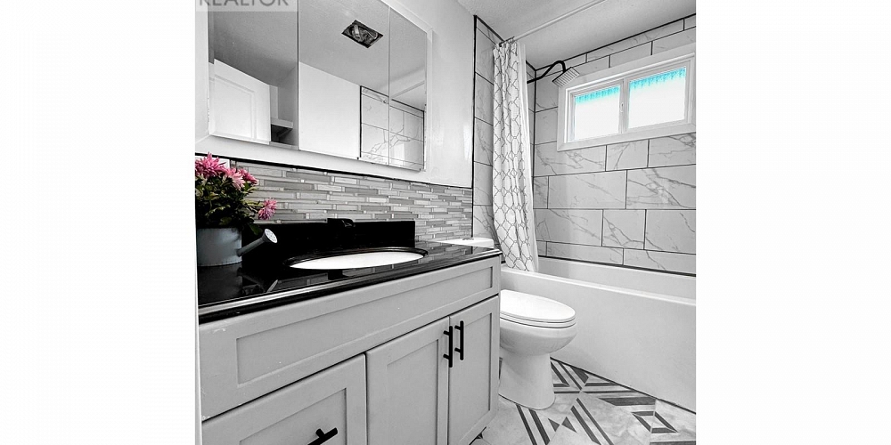 107 CARLSON STREET Kitimat Photo 10