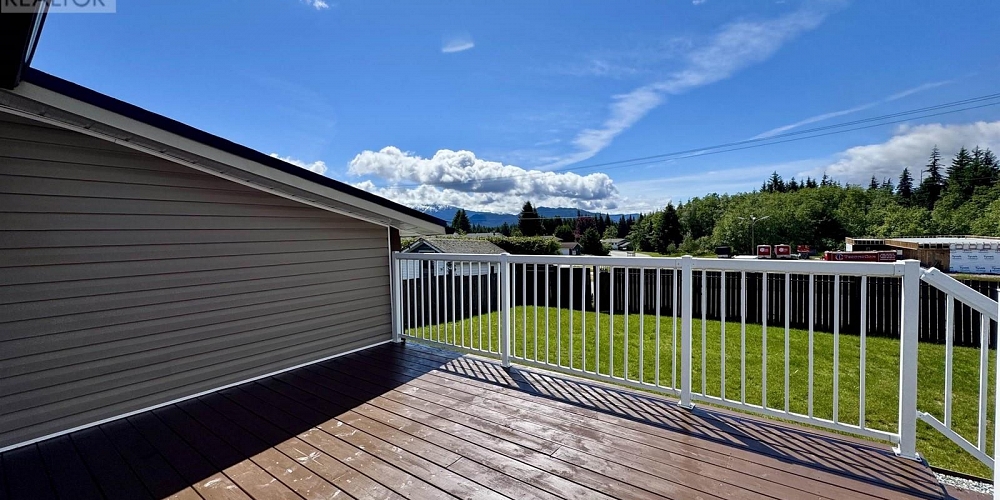 107 CARLSON STREET Kitimat Photo 26