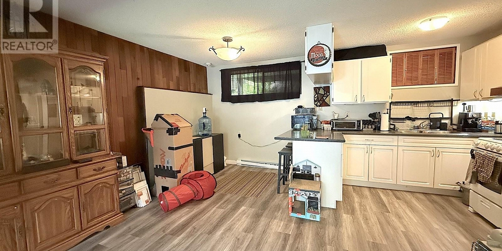 1796-1798 SLOAN AVENUE Prince Rupert Photo 4