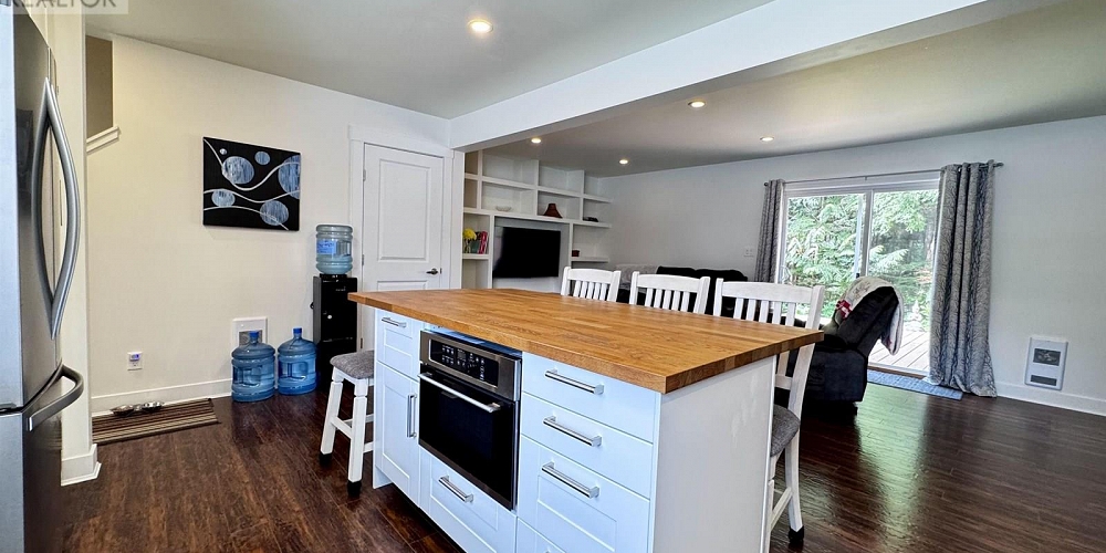 2021 SEAL COVE CIRCLE Prince Rupert Photo 9