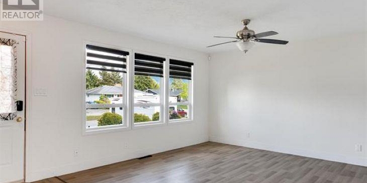 46 MORGAN STREET Kitimat Photo 4