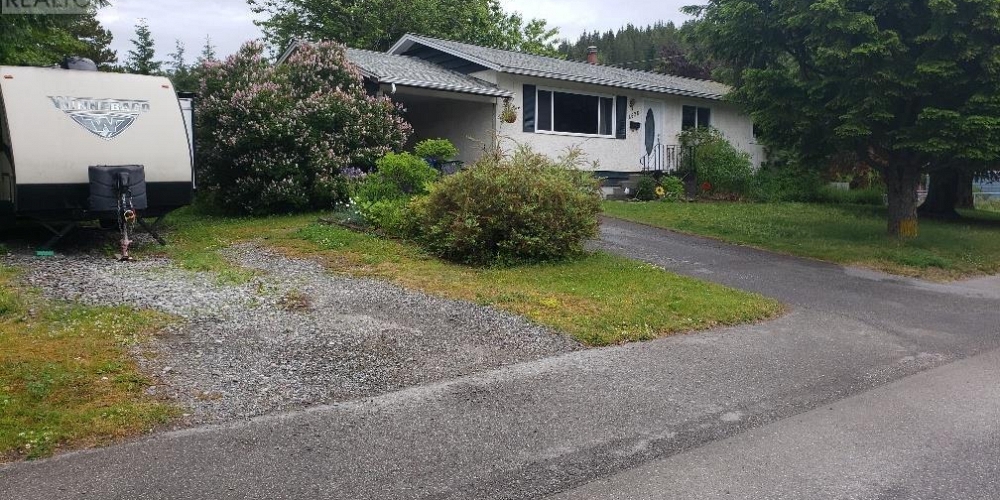 4626 MUNTHE AVENUE Terrace Photo 2