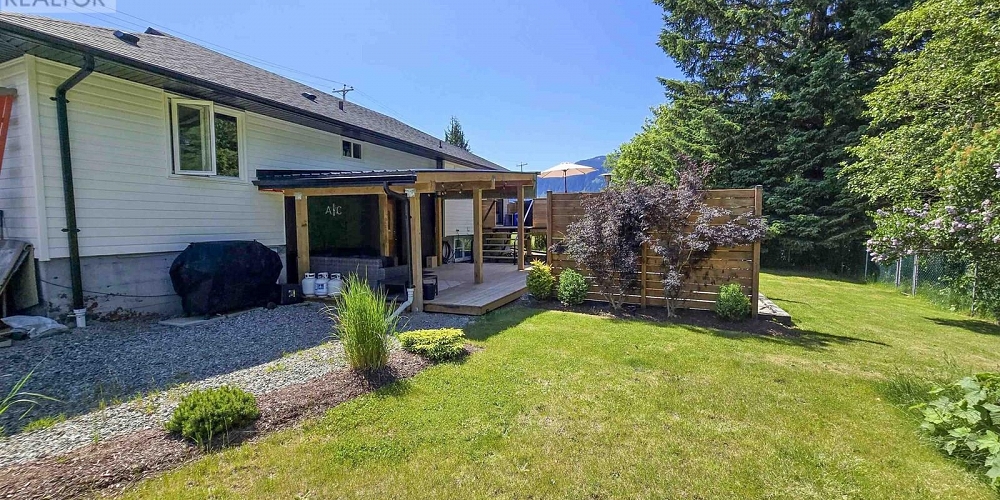 1428 ALBATROSS AVENUE Kitimat Photo 7