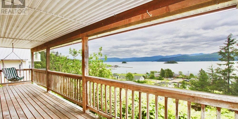 209 2ND AVENUE Daajing Giids City Photo 3