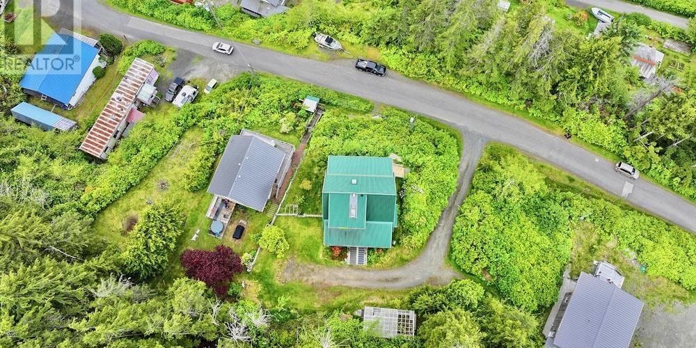 209 2ND AVENUE Daajing Giids City Photo 36