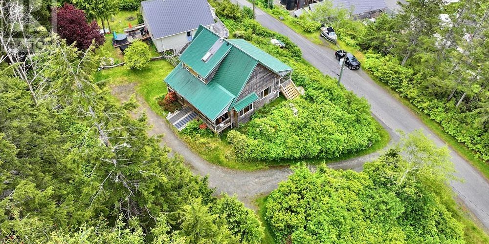 209 2ND AVENUE Daajing Giids City Photo 39