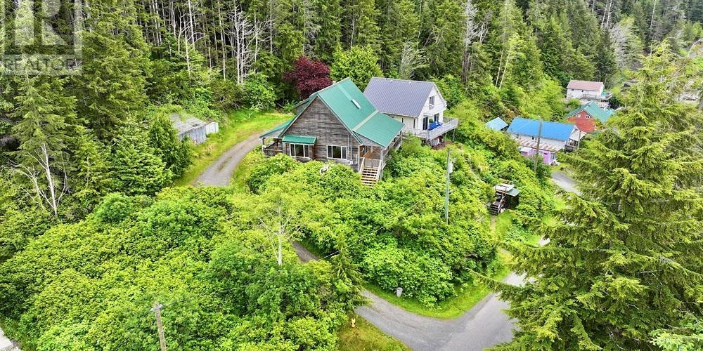 209 2ND AVENUE Daajing Giids City Photo 40