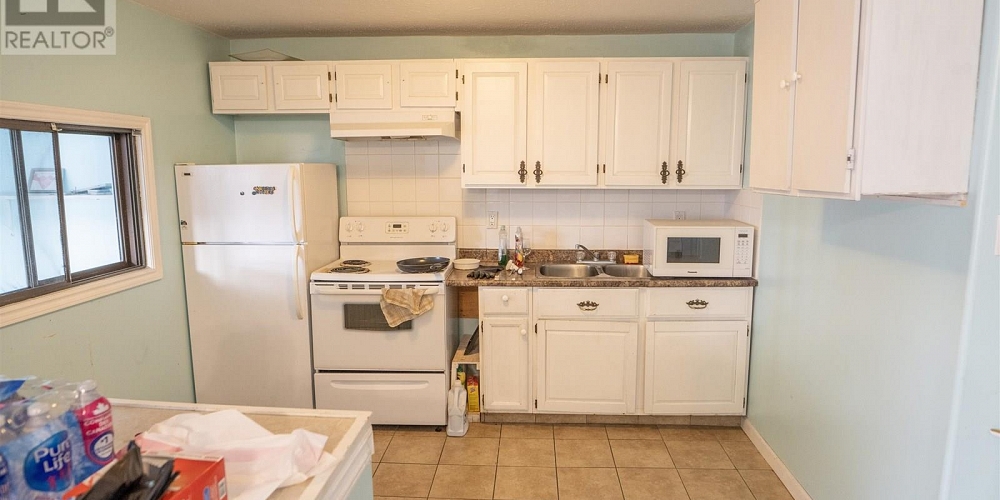 816 W 3RD AVENUE Prince Rupert Photo 18