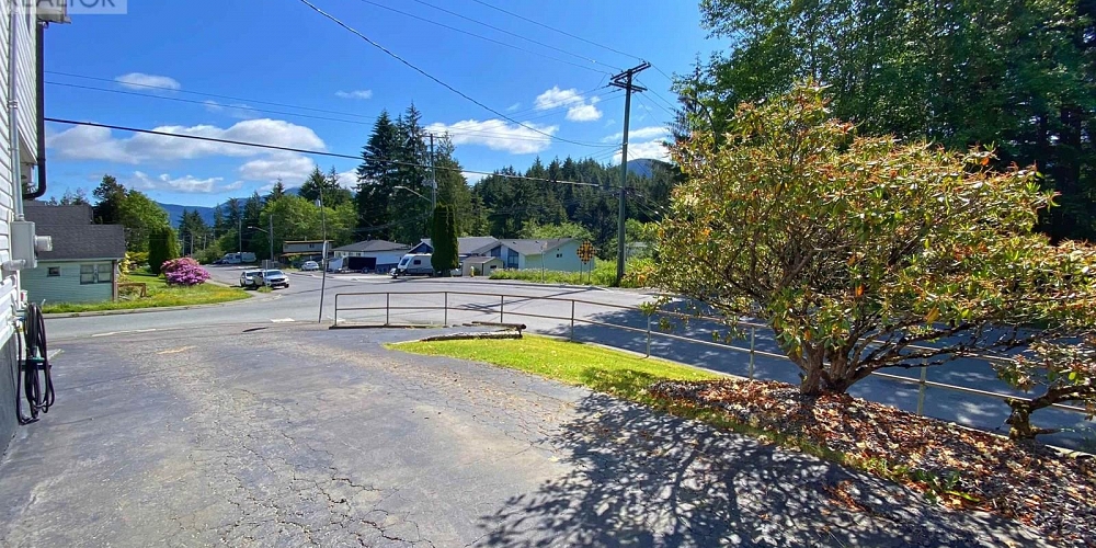 1745 E 7TH AVENUE Prince Rupert Photo 32