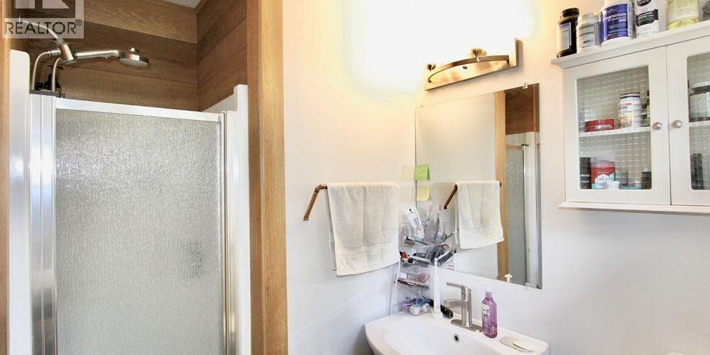 33 YAKOUN STREET Port Clements Photo 21