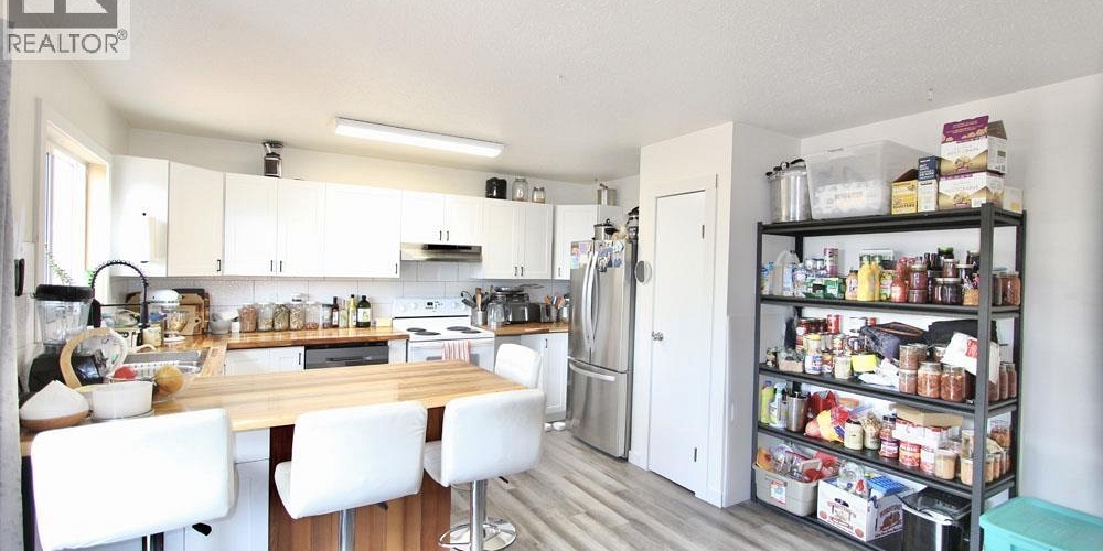 33 YAKOUN STREET Port Clements Photo 26