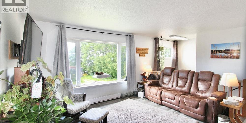 33 YAKOUN STREET Port Clements Photo 31