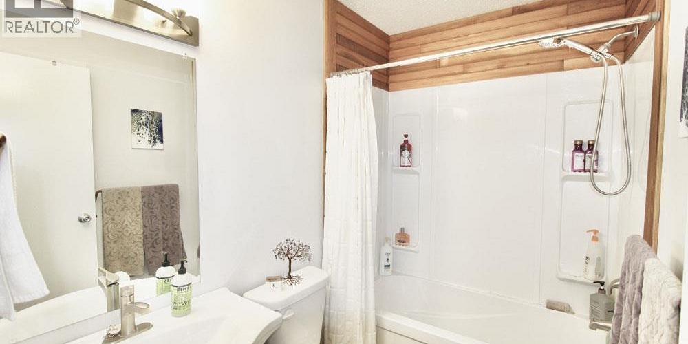 33 YAKOUN STREET Port Clements Photo 34