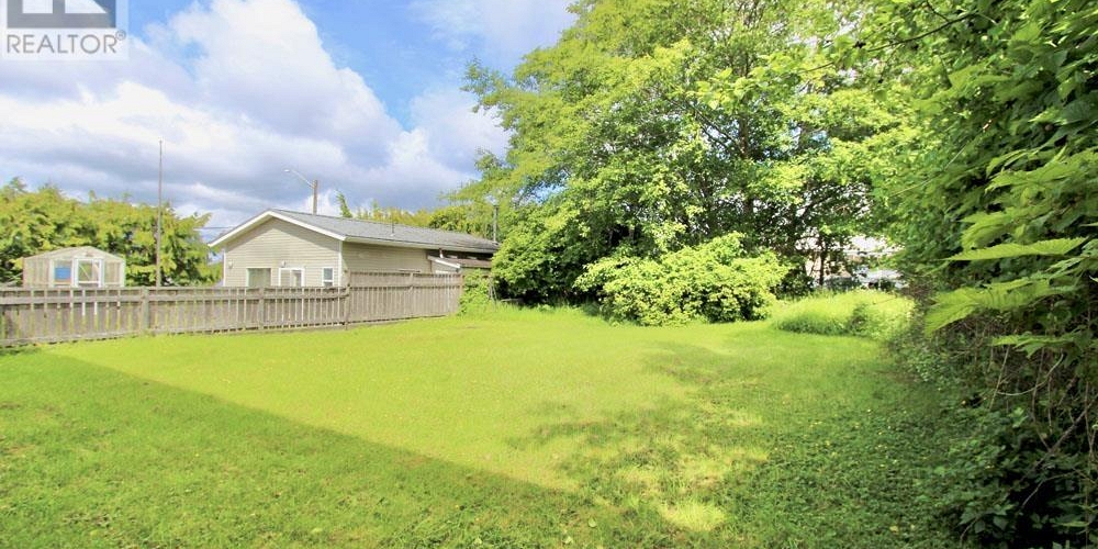 33 YAKOUN STREET Port Clements Photo 39