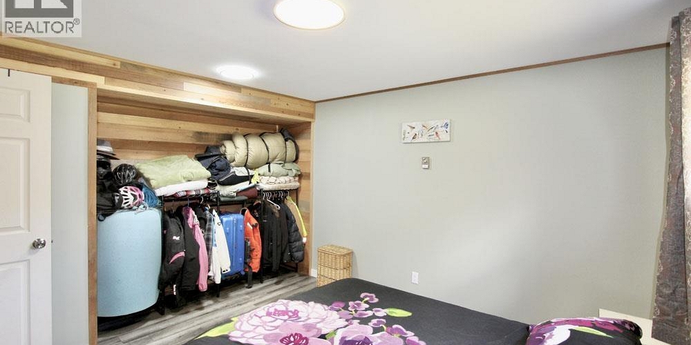 33 YAKOUN STREET Port Clements Photo 8