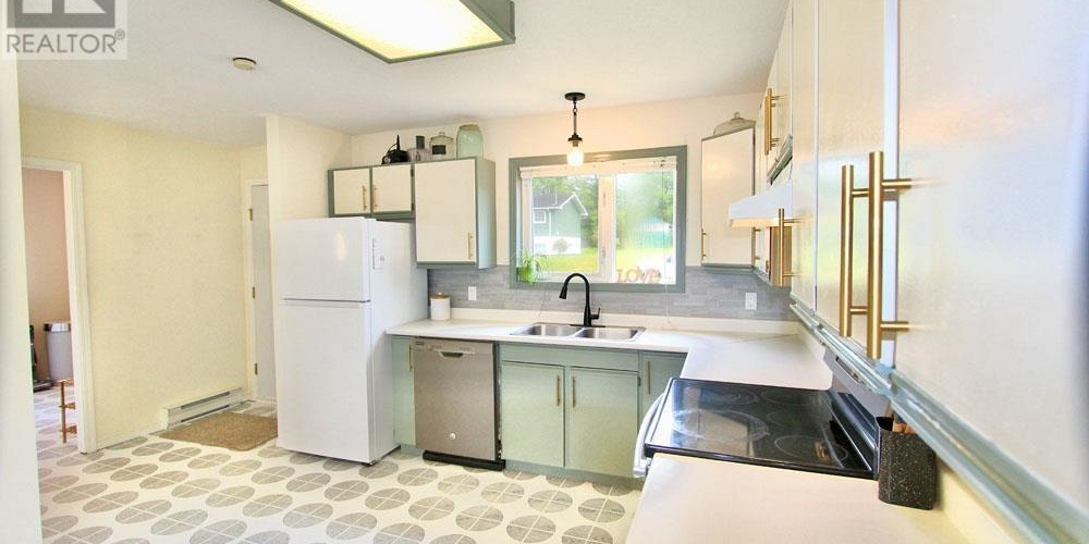 40 YAKOUN STREET Port Clements Photo 12