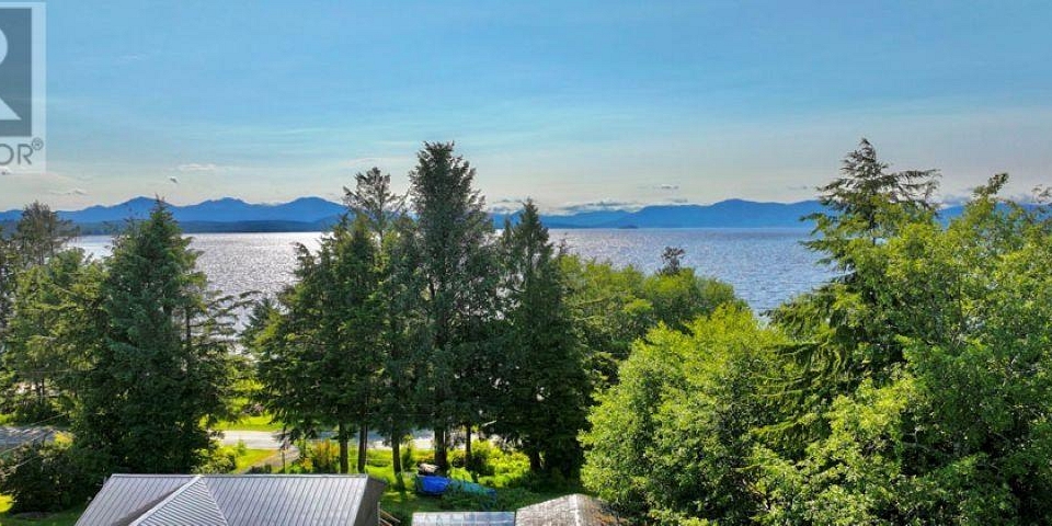 40 YAKOUN STREET Port Clements Photo 2