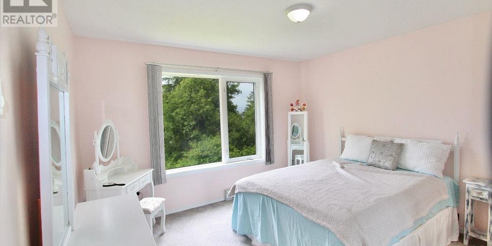 40 YAKOUN STREET Port Clements Photo 23