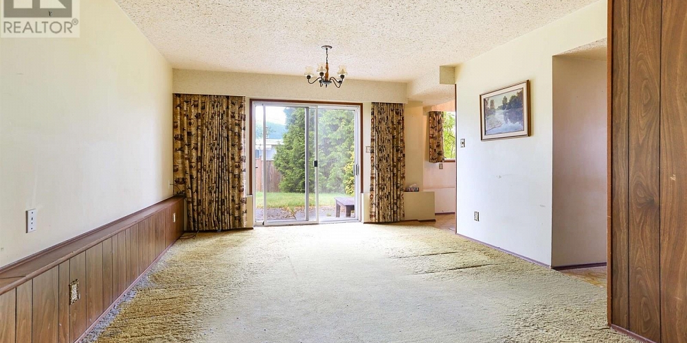 98 CHARLES STREET Kitimat Photo 4