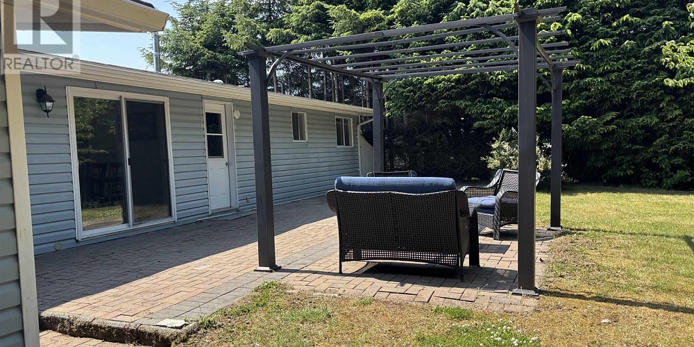 42 BARTHOLOMEW STREET Kitimat Photo 16