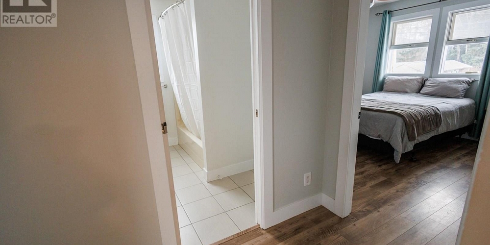 2407A KENNEY STREET Terrace Photo 13