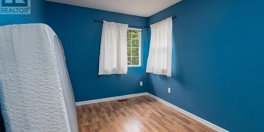 2084 WALNUT DRIVE Terrace Photo 14
