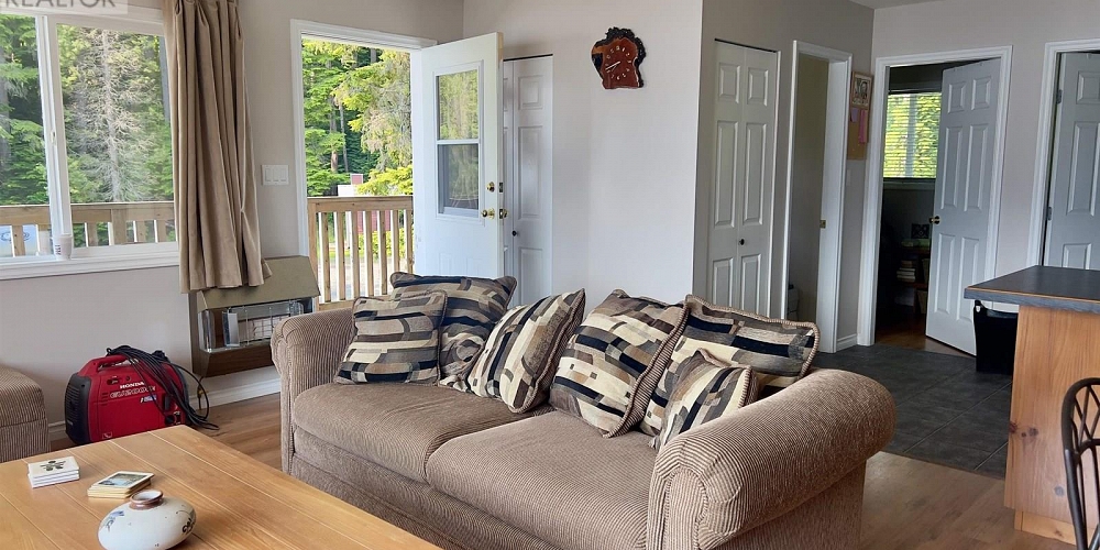 2650 SQUIRREL POINT Terrace Photo 16