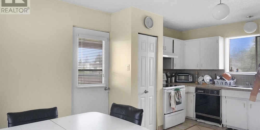 36 MELDRUM STREET Kitimat Photo 31