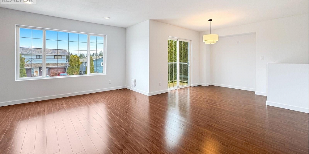 59 HALLMAN STREET Kitimat Photo 14