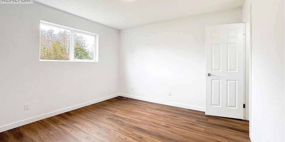 59 HALLMAN STREET Kitimat Photo 19