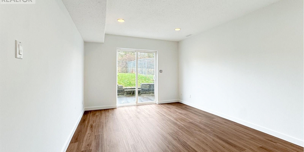59 HALLMAN STREET Kitimat Photo 6