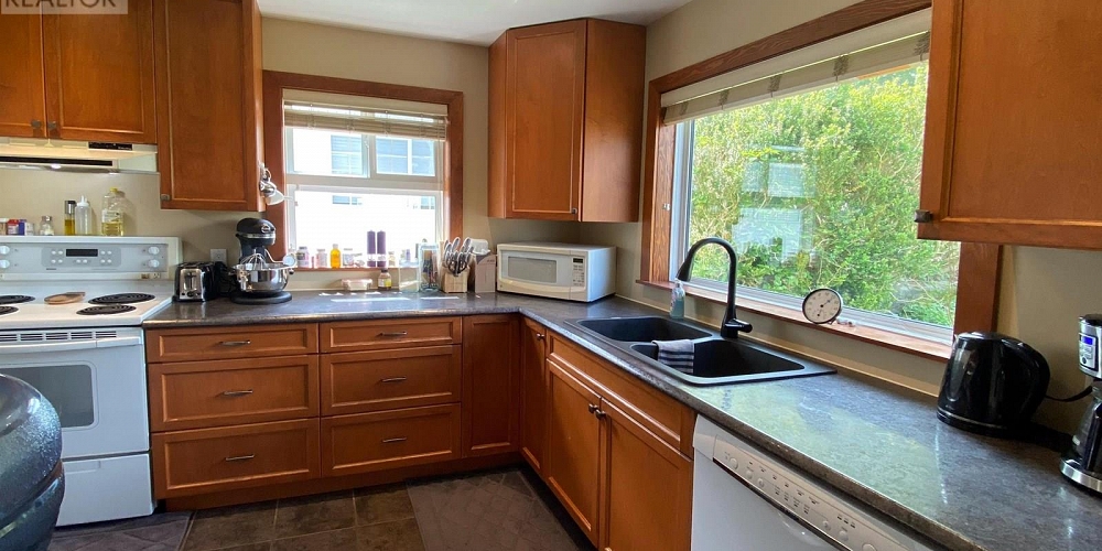 1217 E 8TH AVENUE Prince Rupert Photo 3