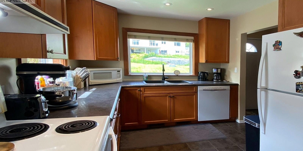 1217 E 8TH AVENUE Prince Rupert Photo 5